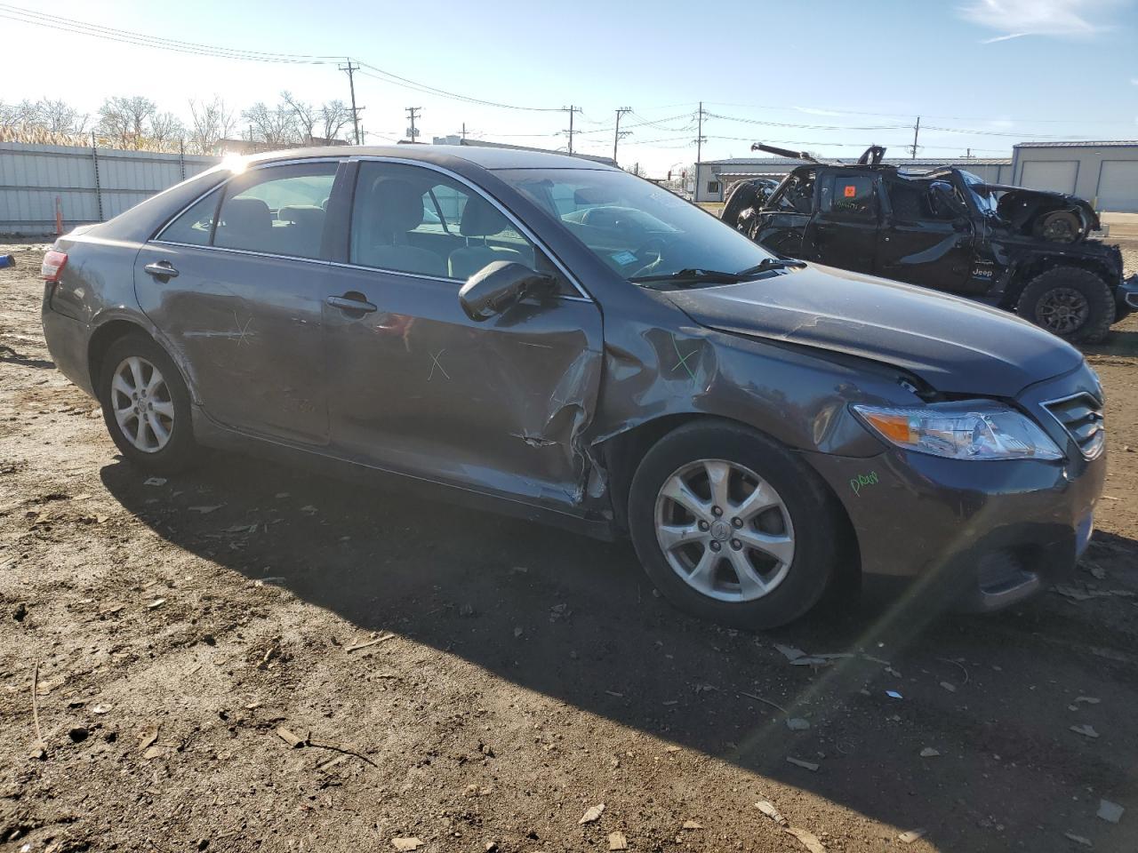 2011 TOYOTA CAMRY