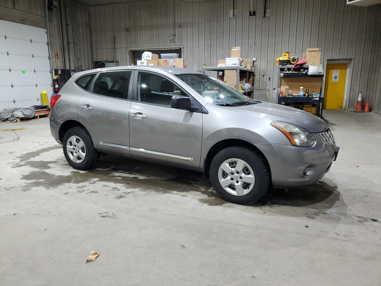 2014 NISSAN ROGUE