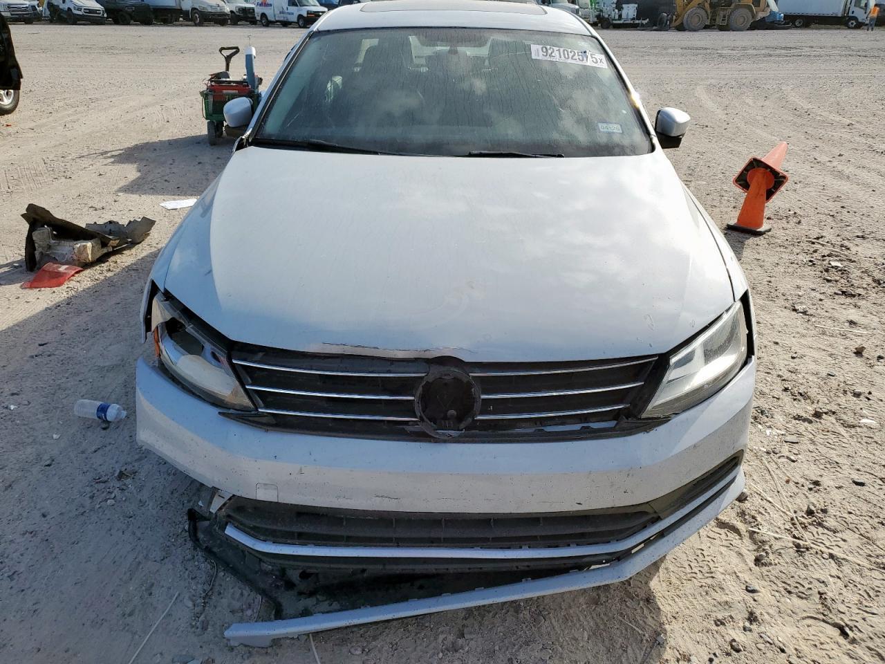 2017 VOLKSWAGEN JETTA