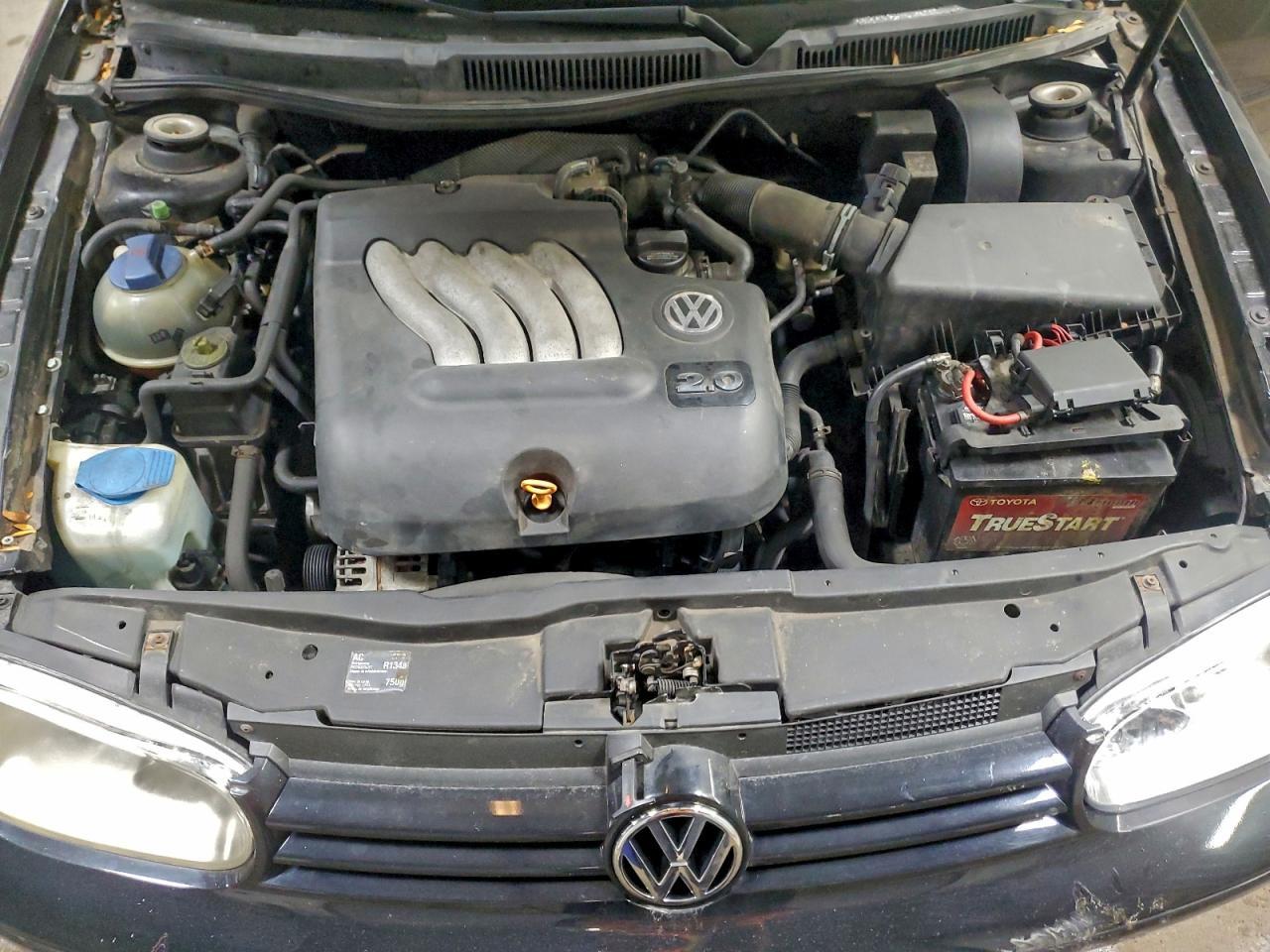 2002 VOLKSWAGEN GOLF