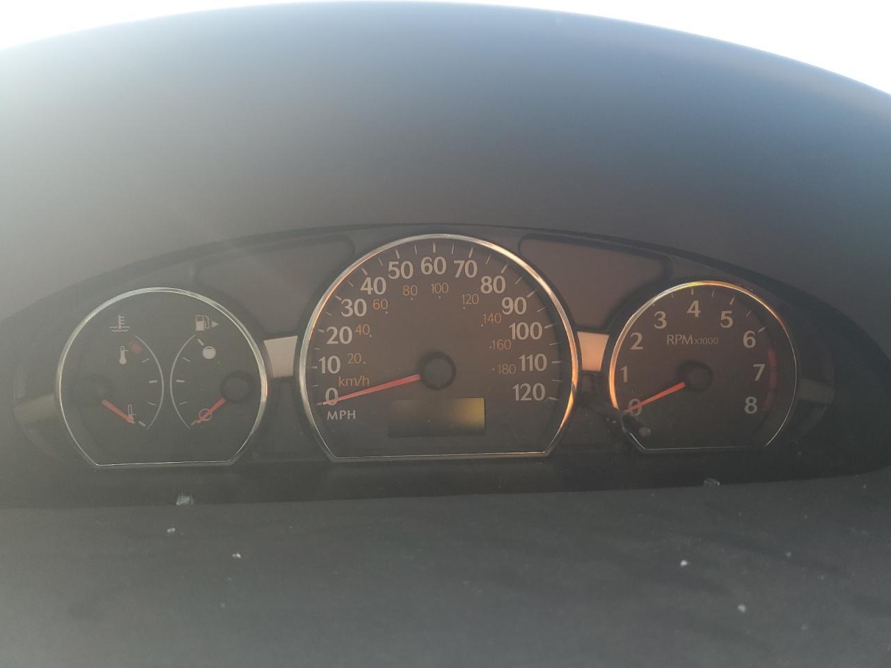 2005 SATURN Ion