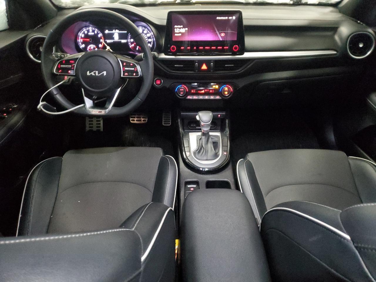 2023 KIA FORTE
