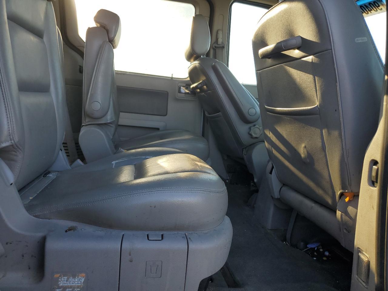 2004 FORD Freestar