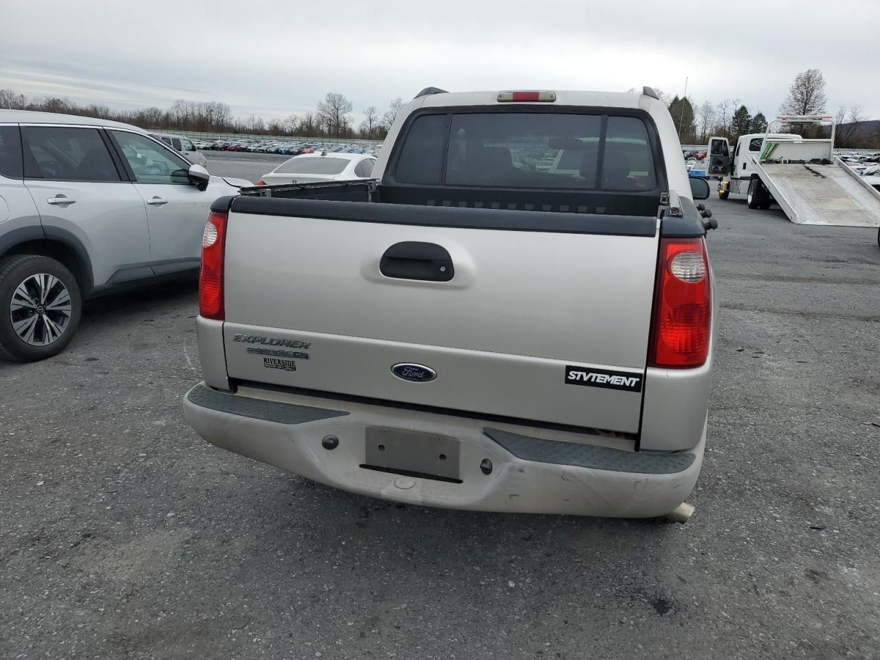 2003 FORD Explorer Sport Trac