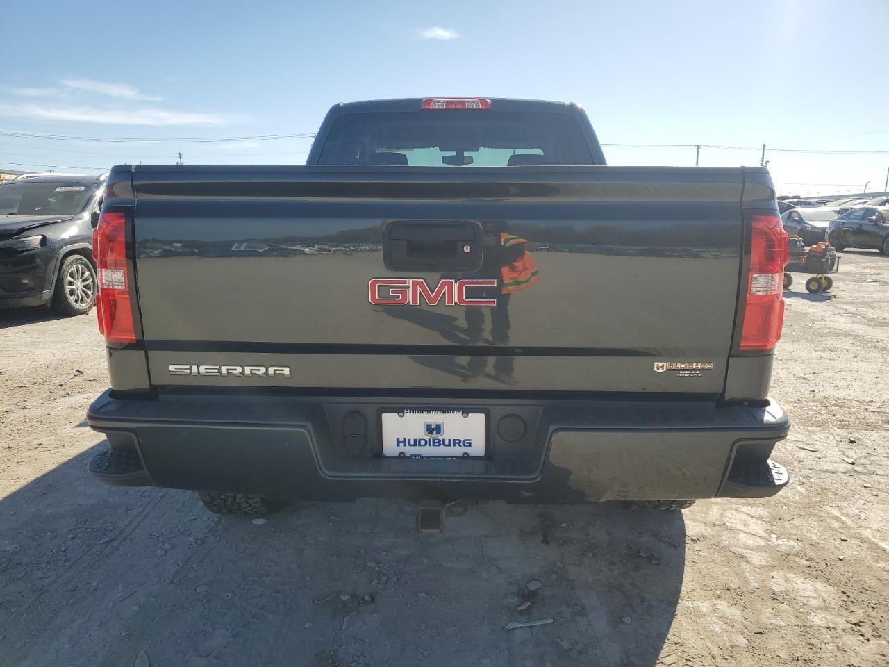 2017 GMC Sierra