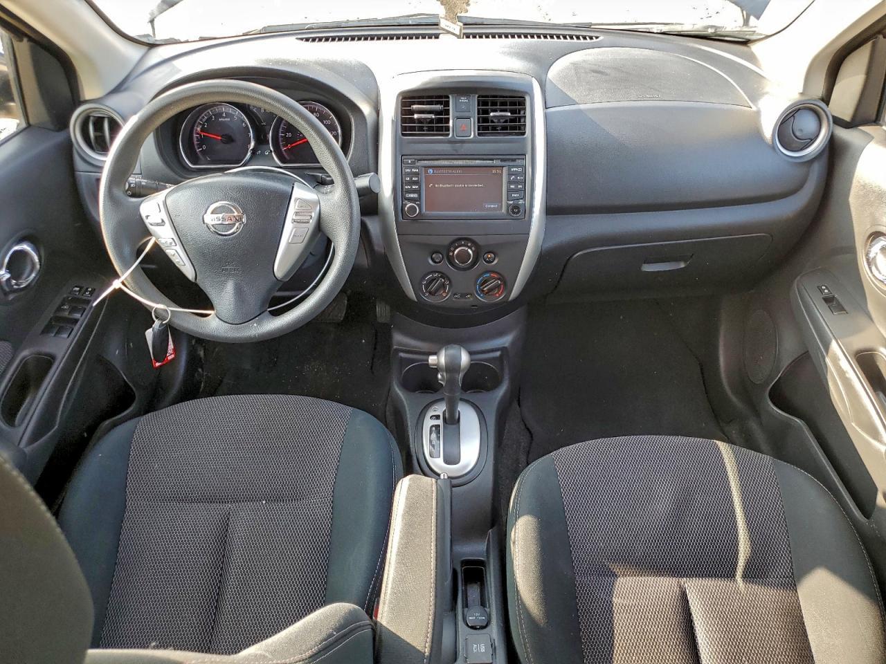 2015 NISSAN VERSA