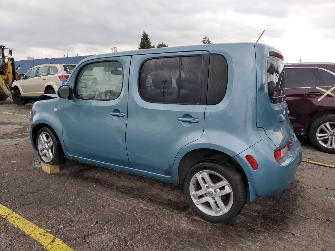 2010 NISSAN CUBE