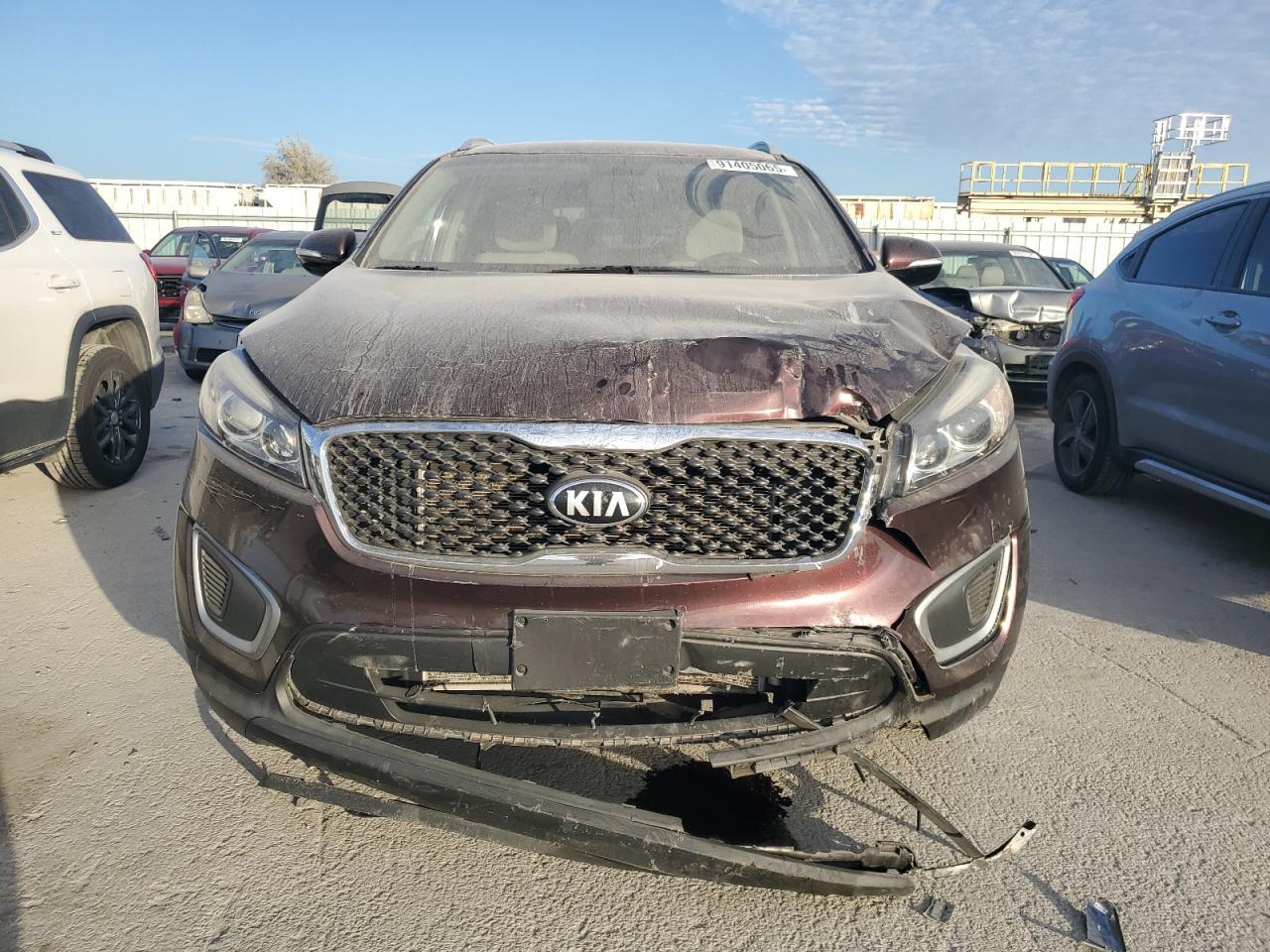 2016 KIA SORENTO