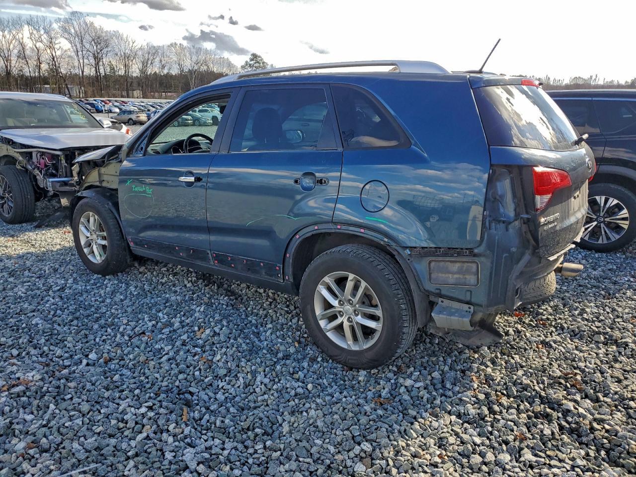 2015 KIA SORENTO