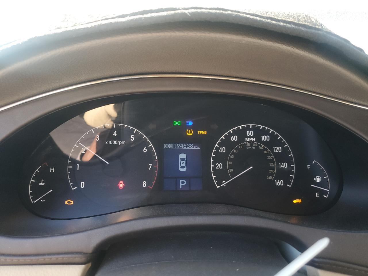 2011 HYUNDAI GENESIS