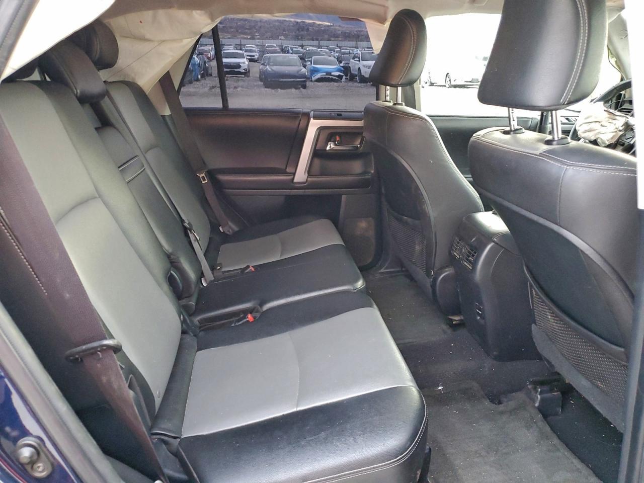 2016 TOYOTA 4Runner