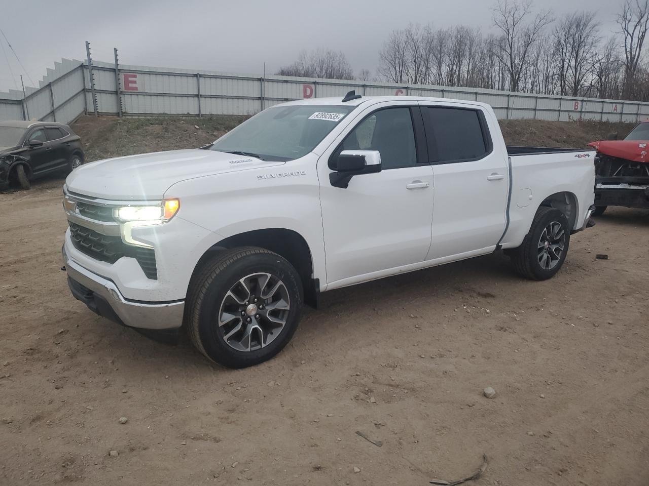 2025 CHEVROLET Silverado