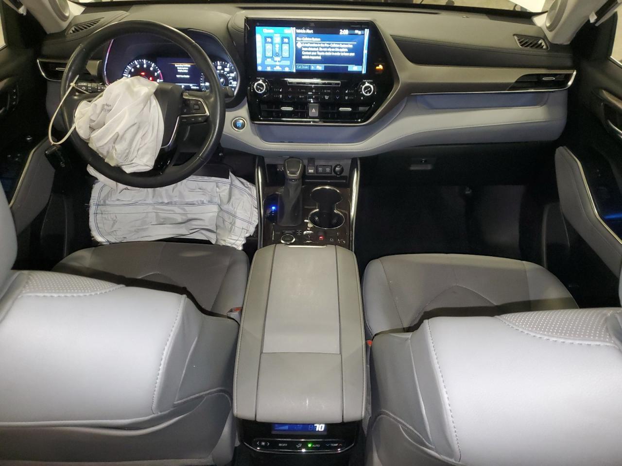 2020 TOYOTA HIGHLANDER