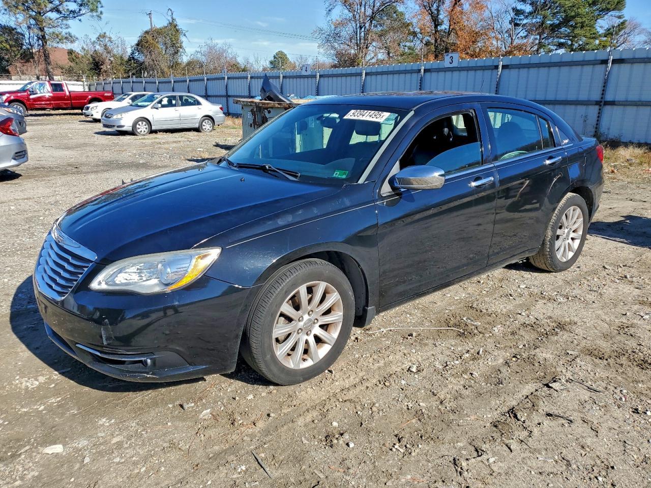 2013 CHRYSLER 200