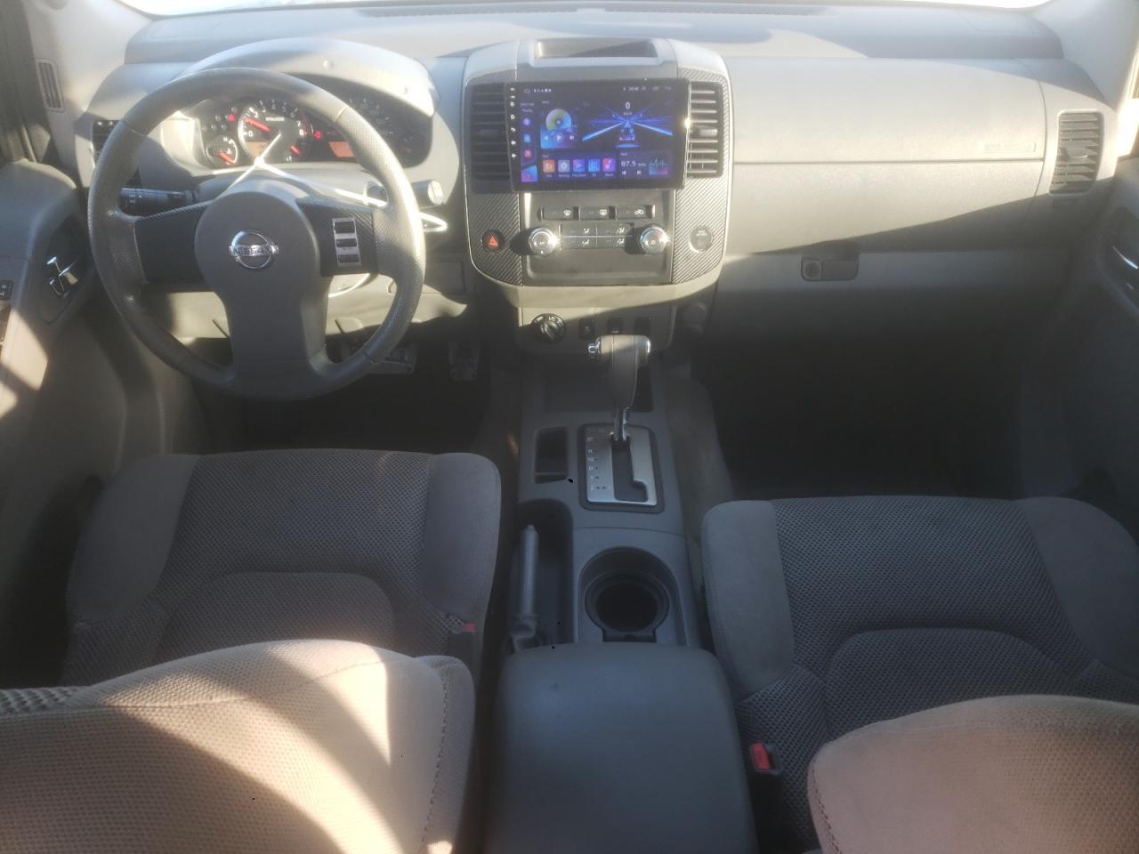 2012 NISSAN Frontier
