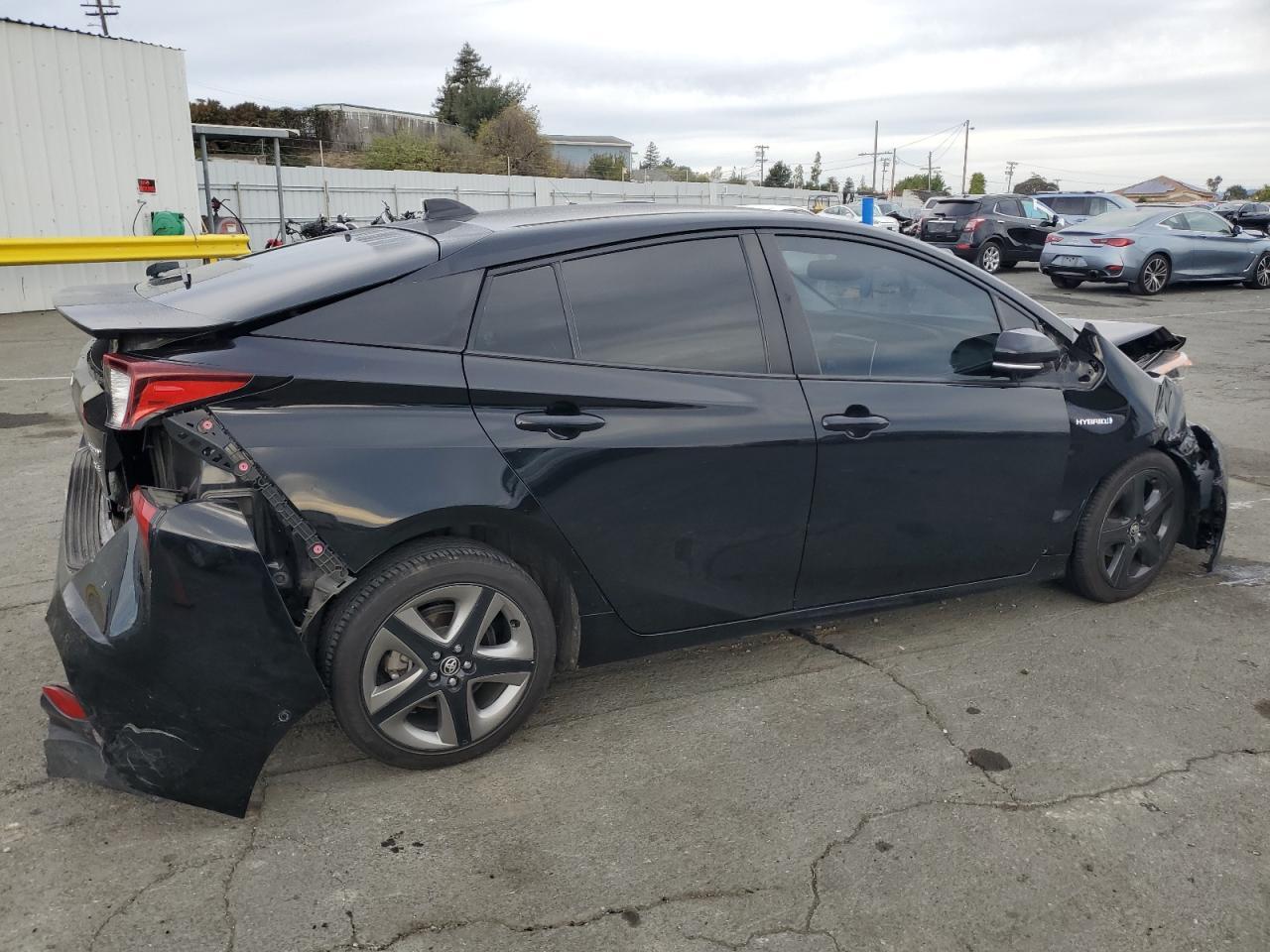 2022 TOYOTA PRIUS