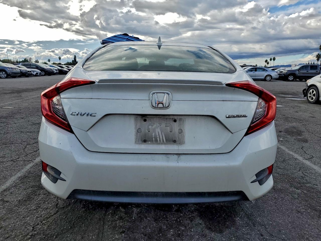 2016 HONDA CIVIC