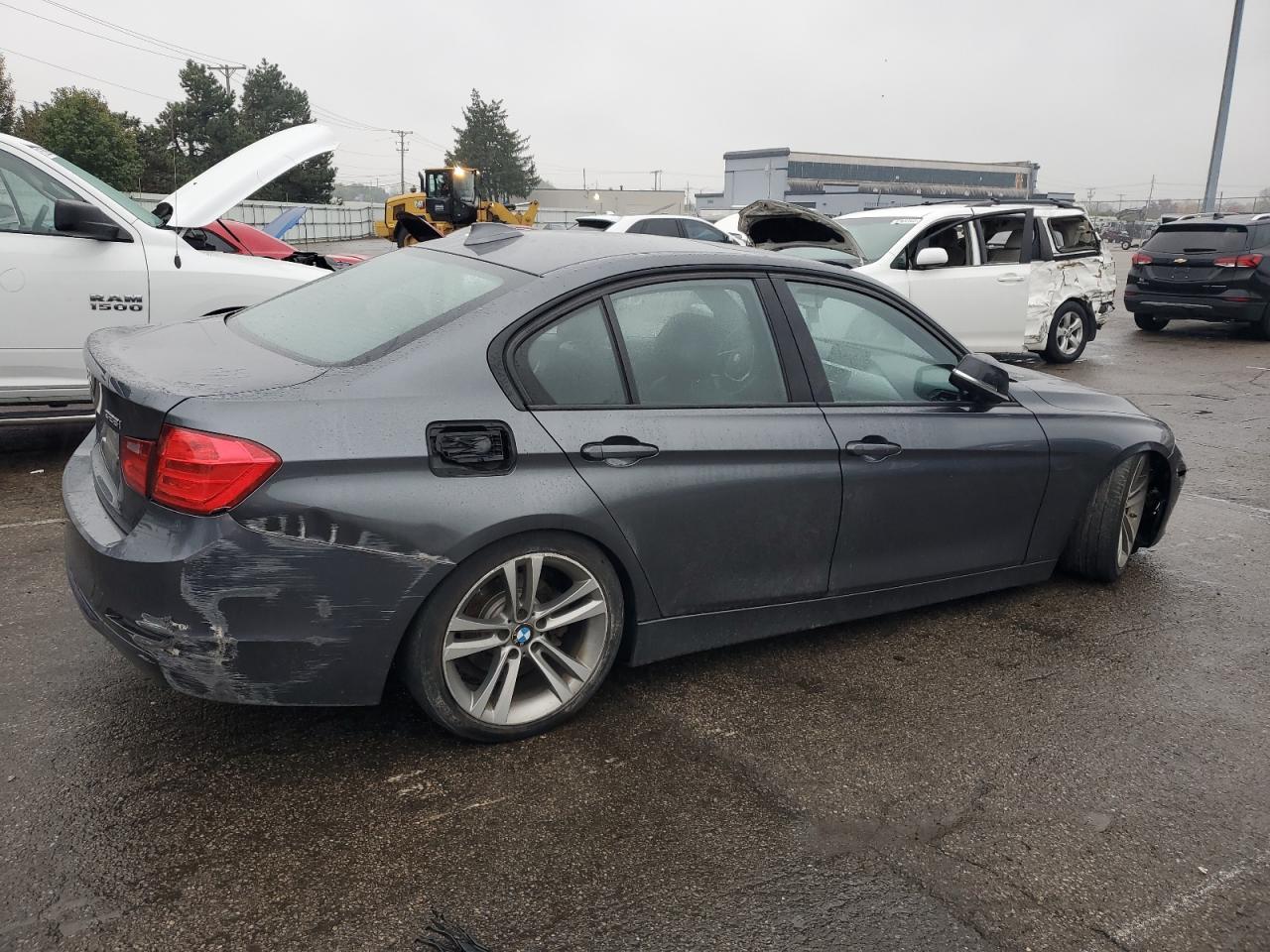 2013 BMW 3 SERIES