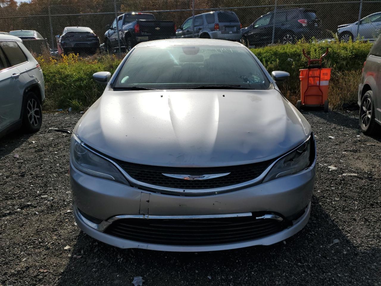 2015 CHRYSLER 200