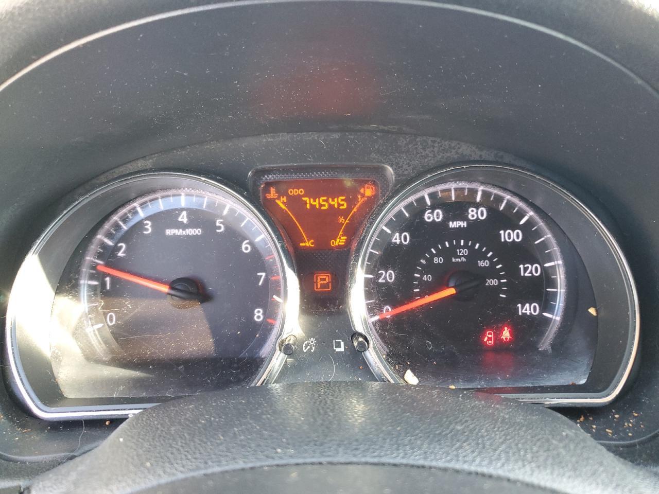 2013 NISSAN VERSA