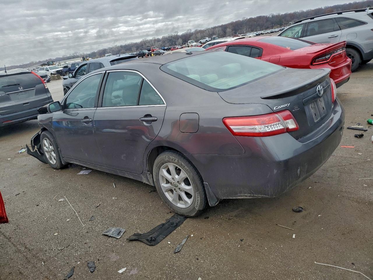 2011 TOYOTA CAMRY