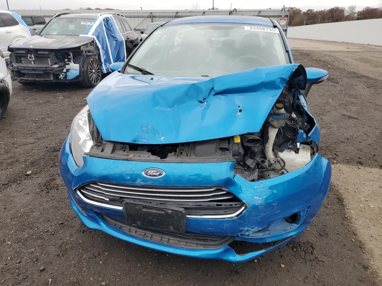 2014 FORD Fiesta
