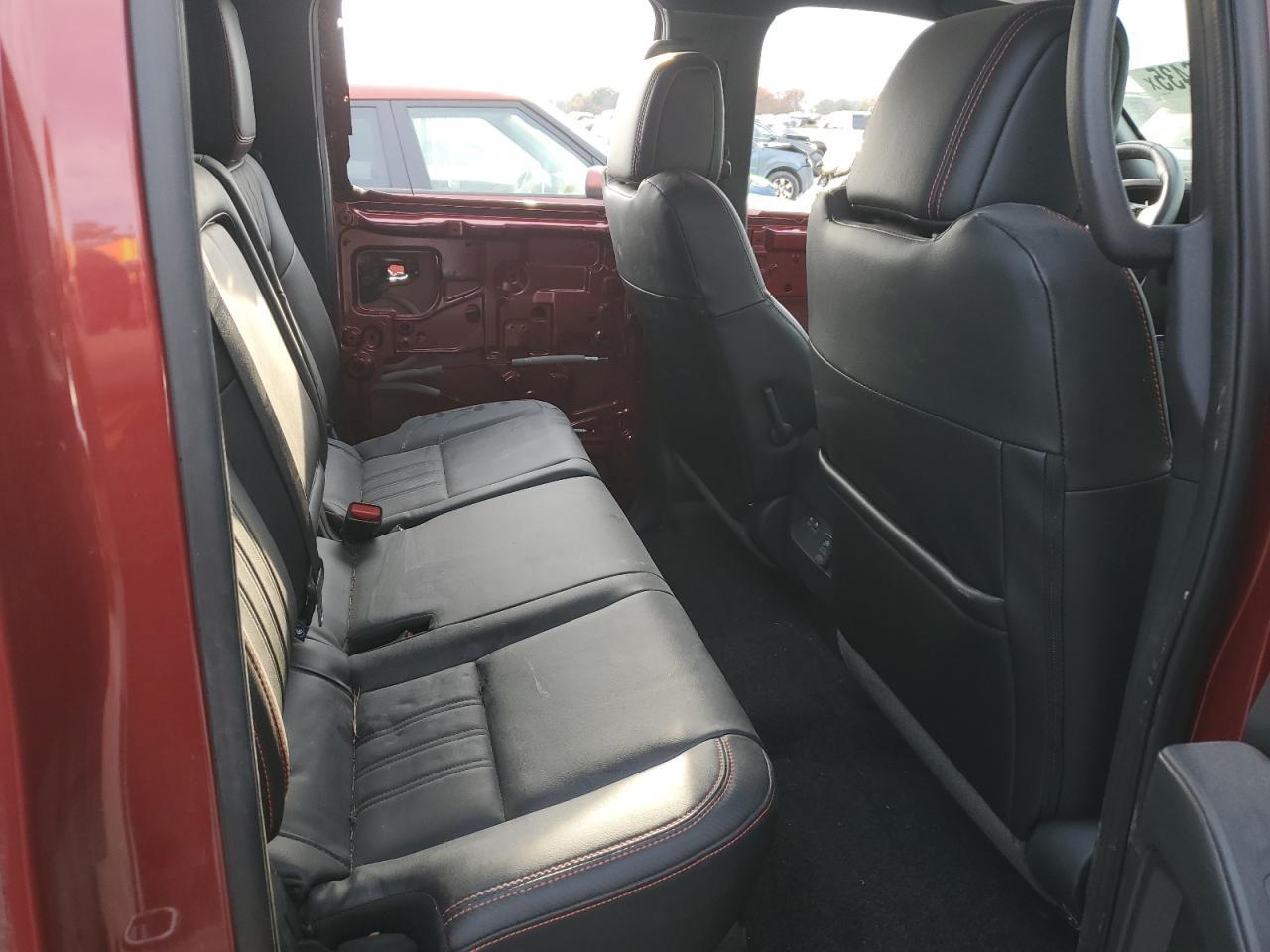 2024 NISSAN Frontier