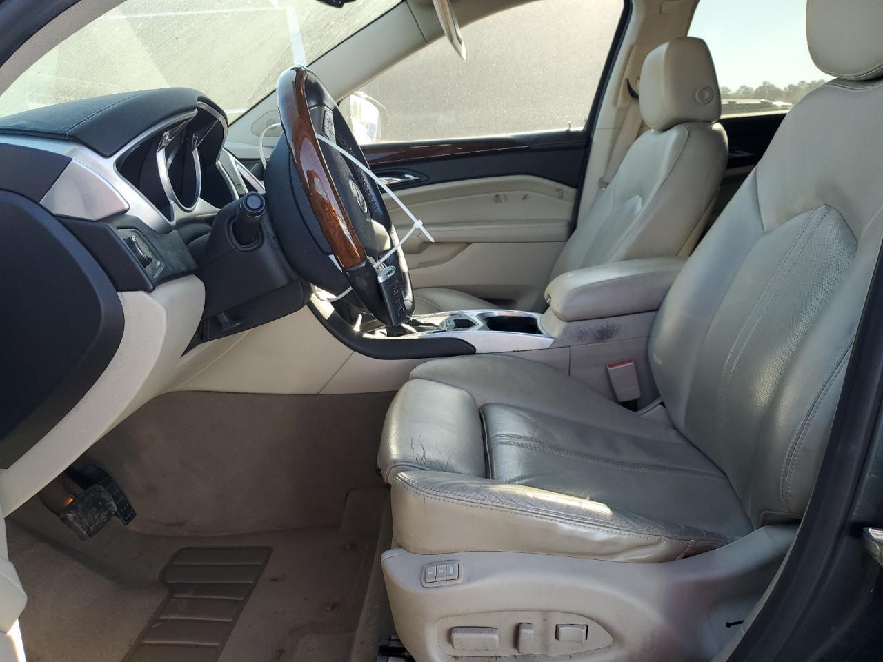 2010 CADILLAC SRX