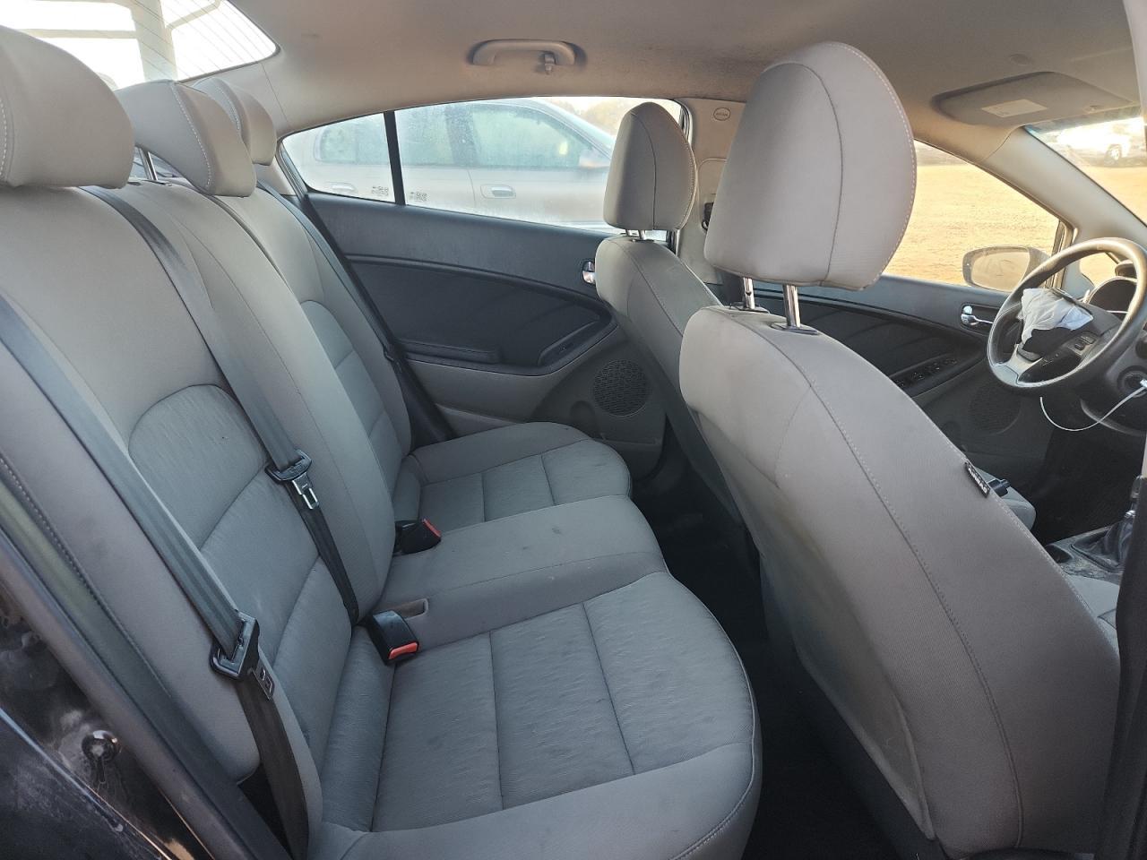 2016 KIA FORTE
