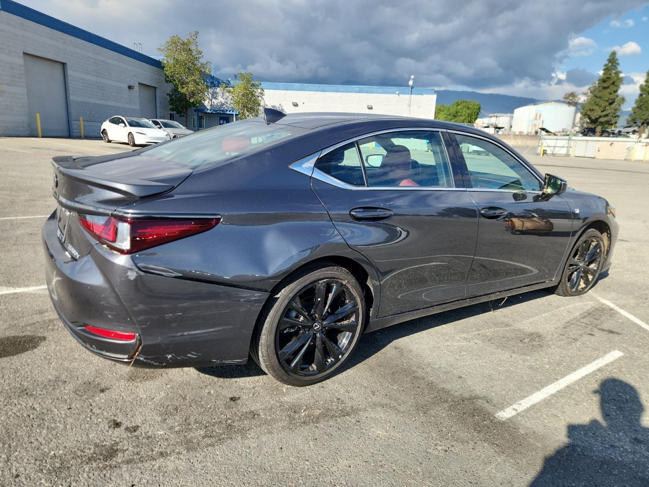 2024 LEXUS ES 300H