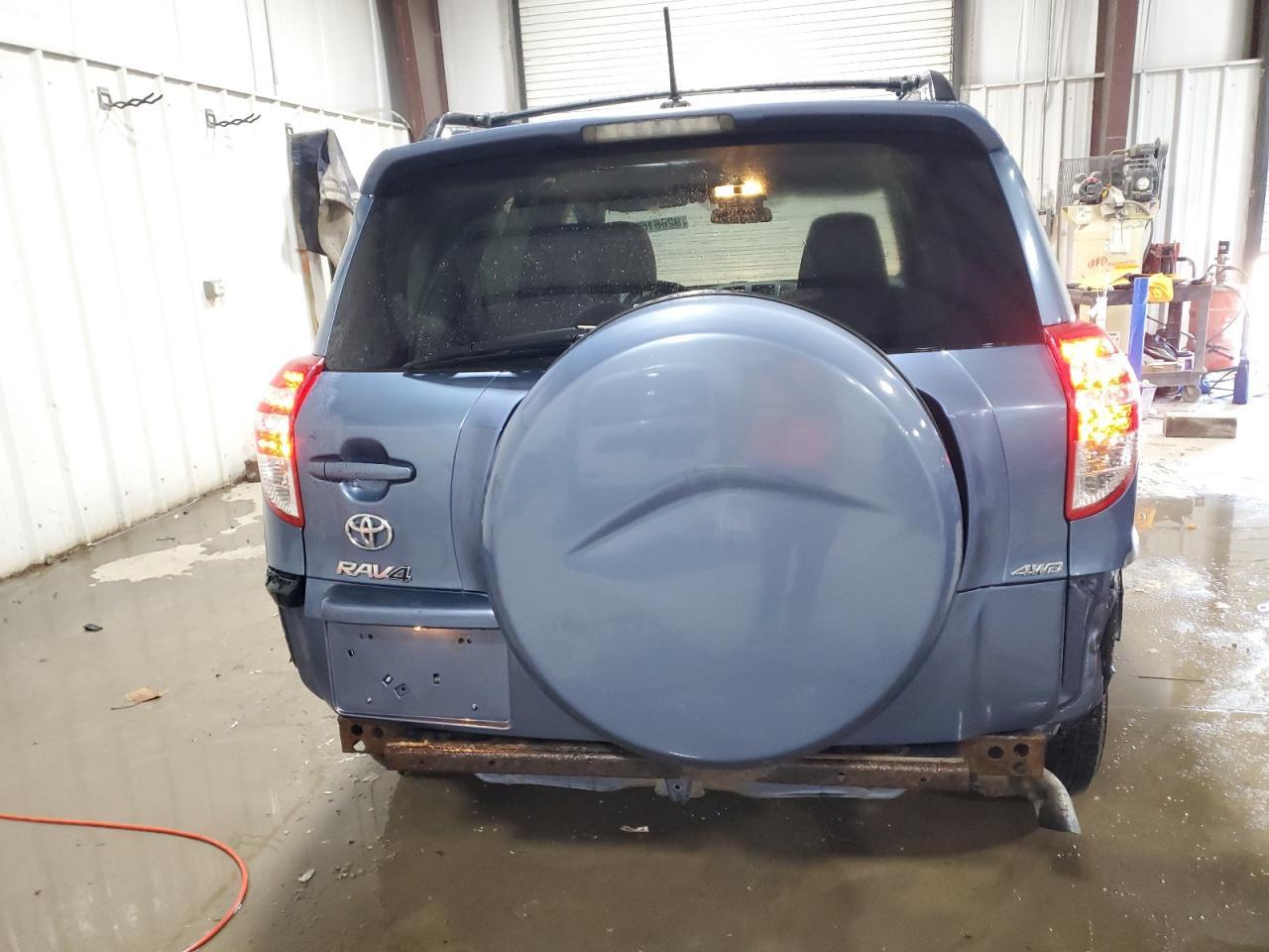 2011 TOYOTA RAV4