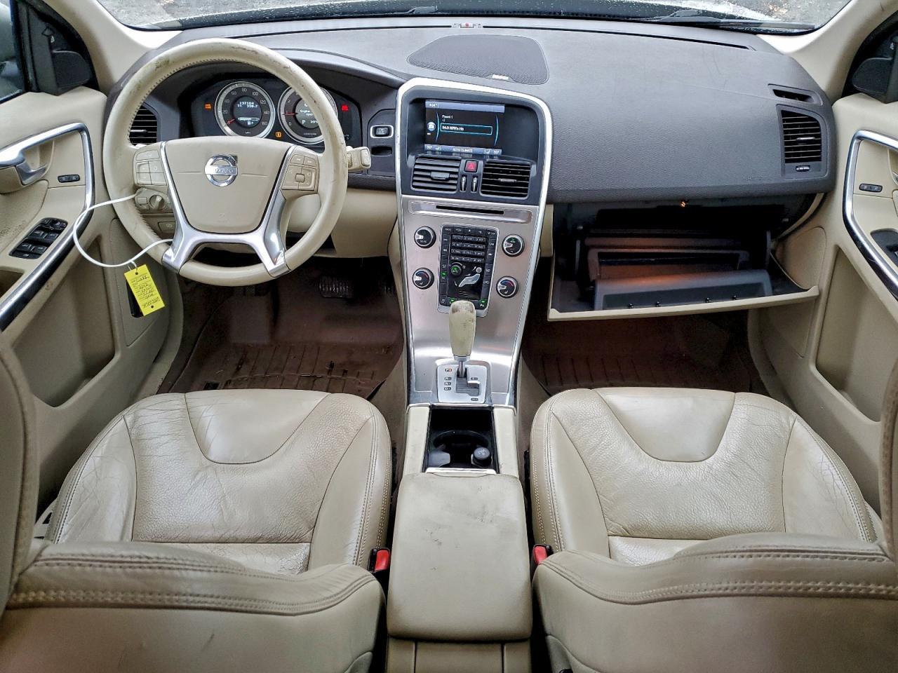 2012 VOLVO XC60