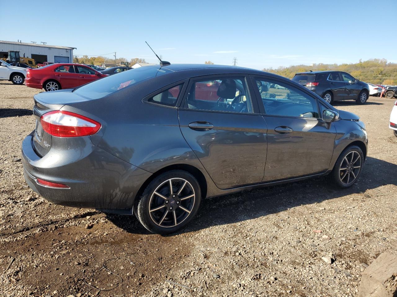 2016 FORD Fiesta