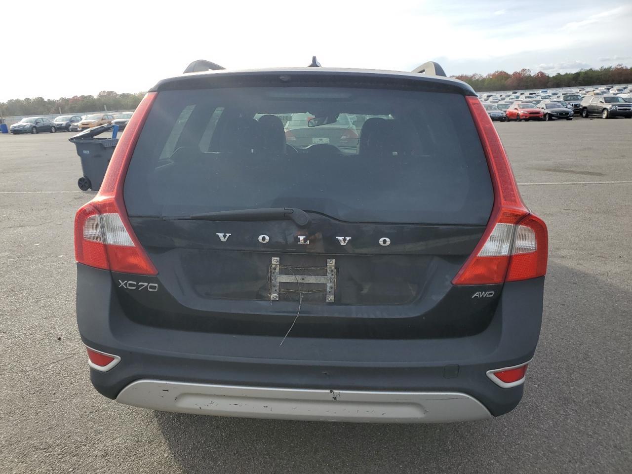 2013 VOLVO XC70