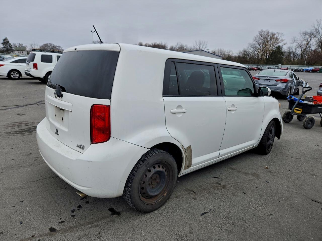 2010 TOYOTA SCION