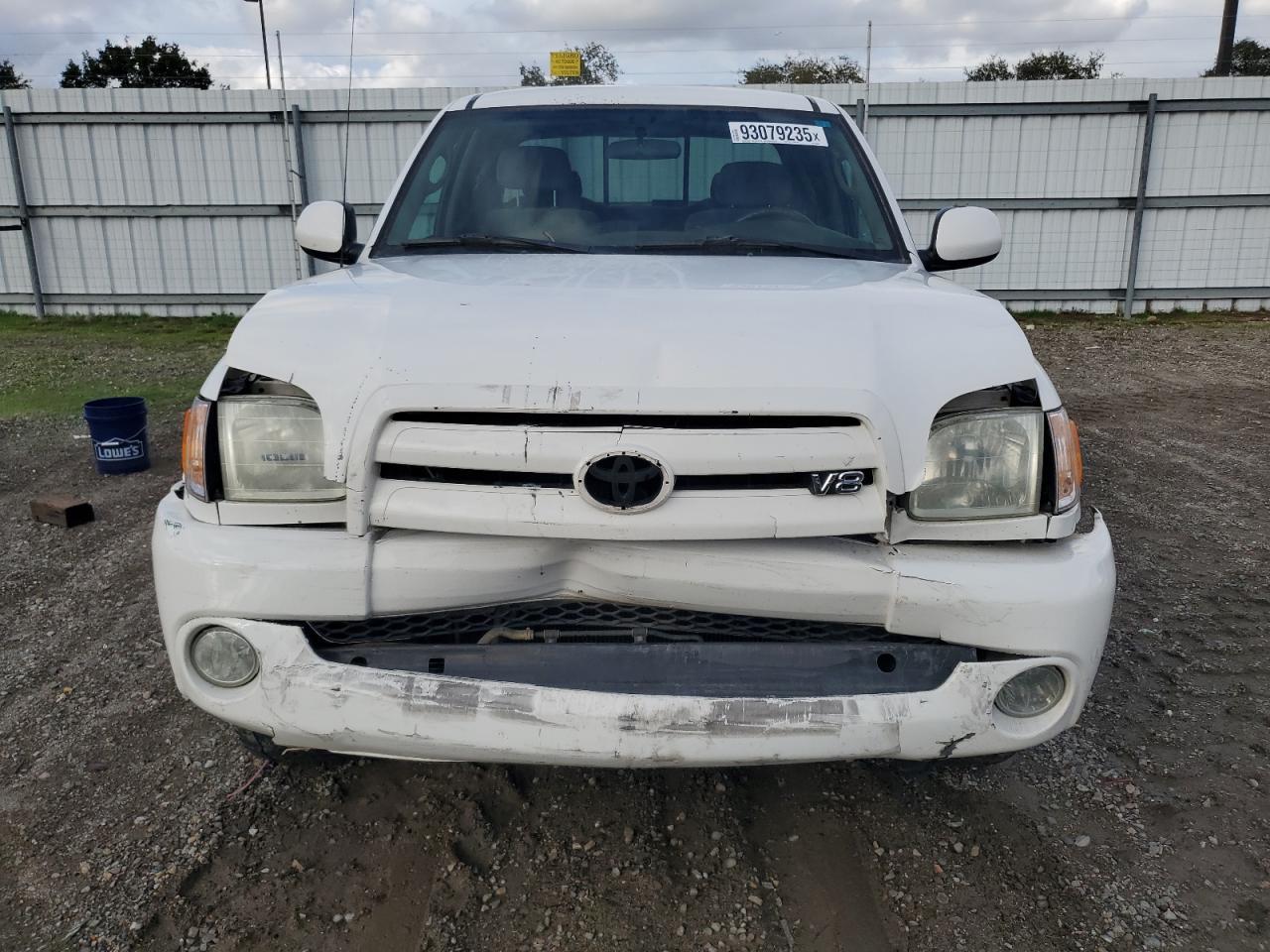 2004 TOYOTA TUNDRA
