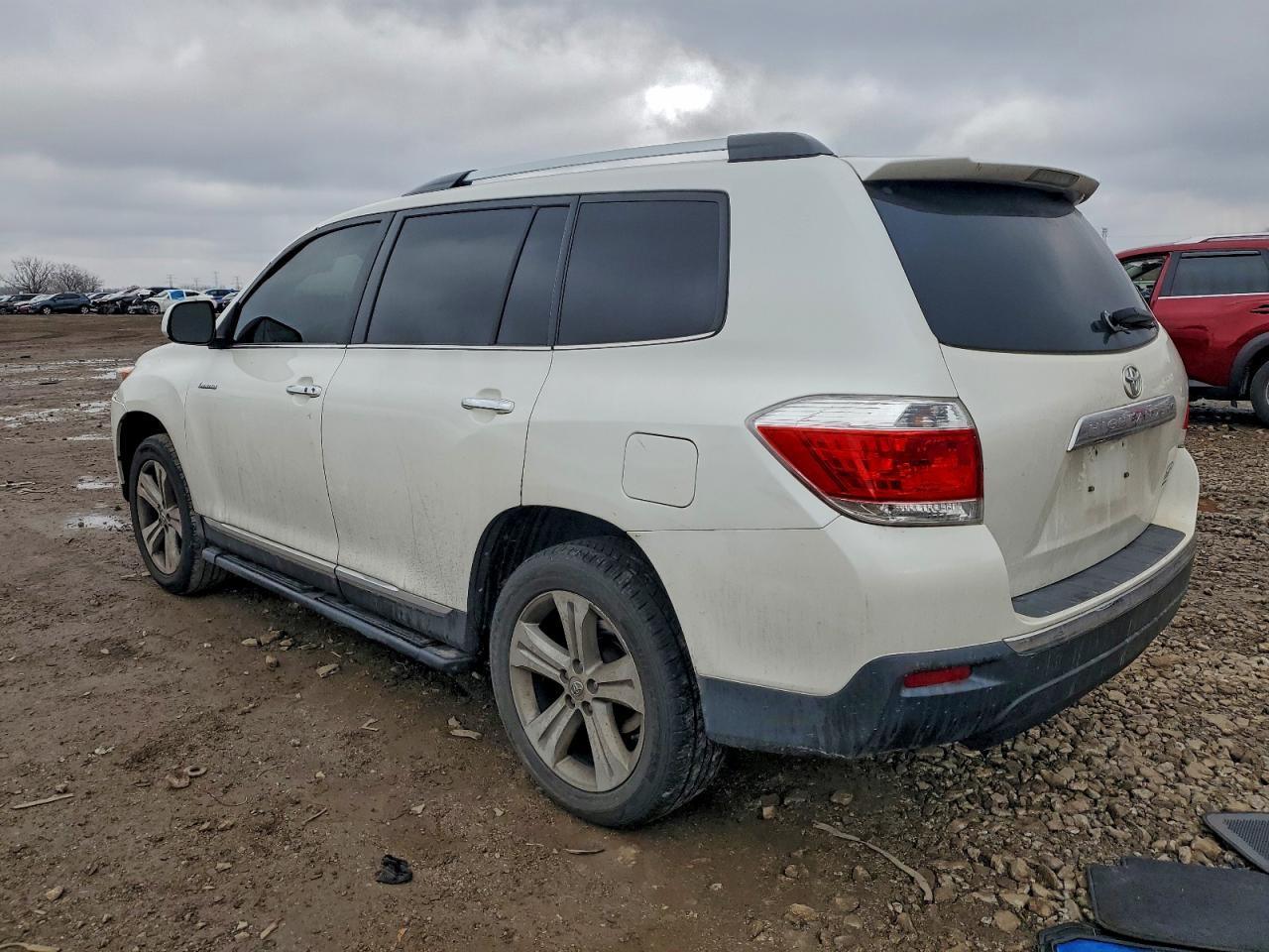 2013 TOYOTA HIGHLANDER
