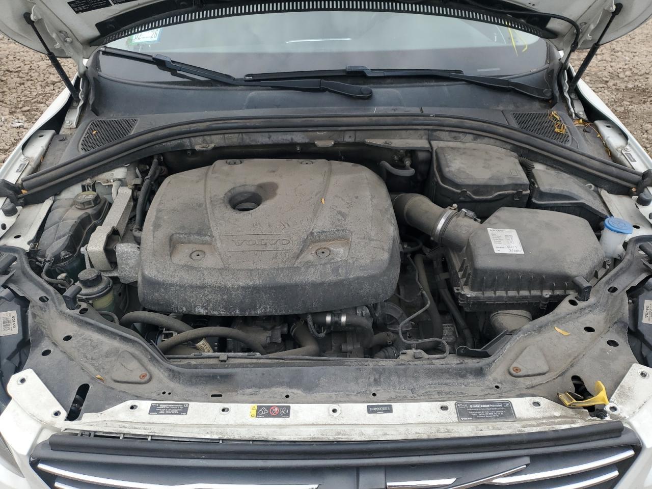 2016 VOLVO XC60
