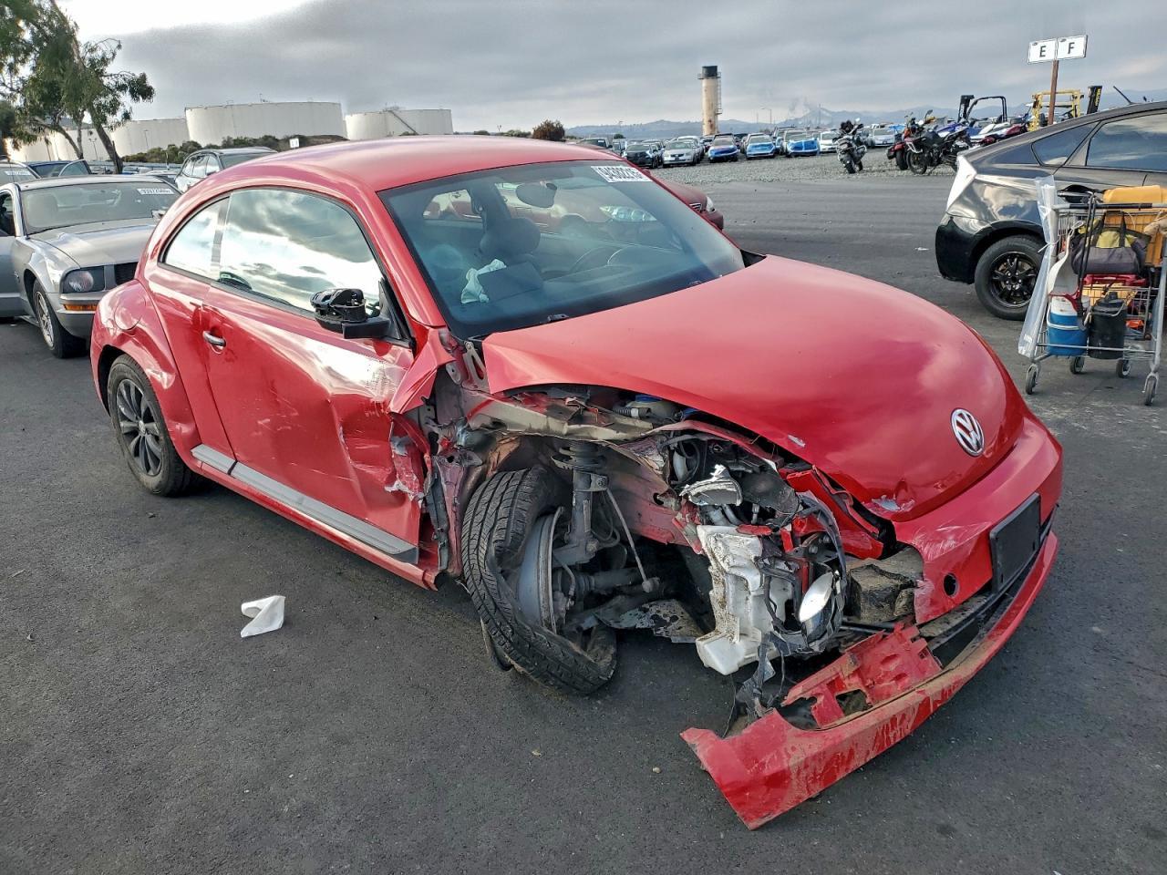 2015 VOLKSWAGEN Beetle