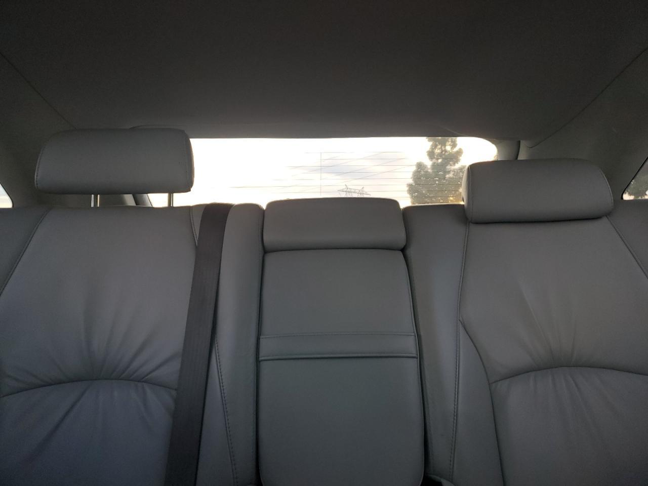 2005 LEXUS Rx 330