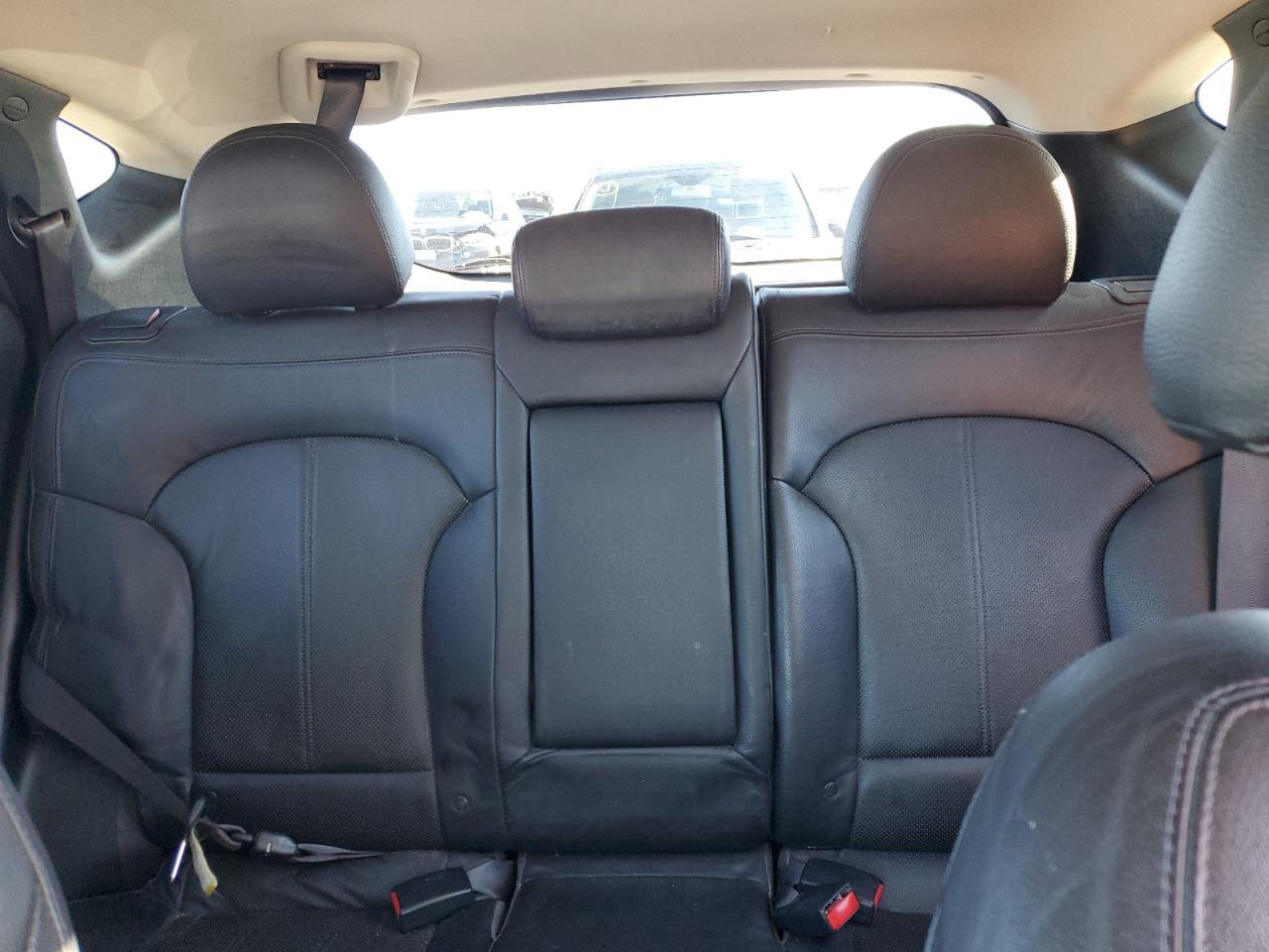 2010 HYUNDAI TUCSON