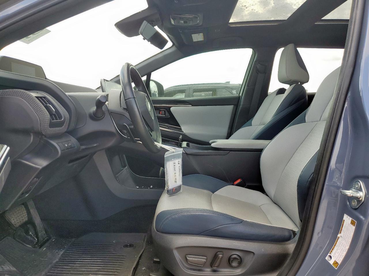 2023 SUBARU Solterra