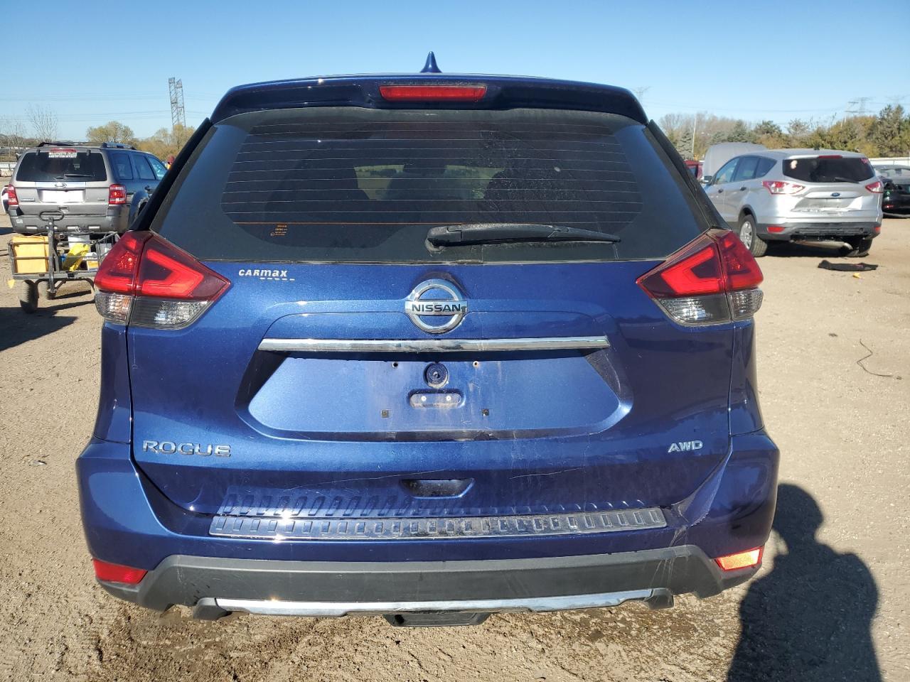 2017 NISSAN ROGUE