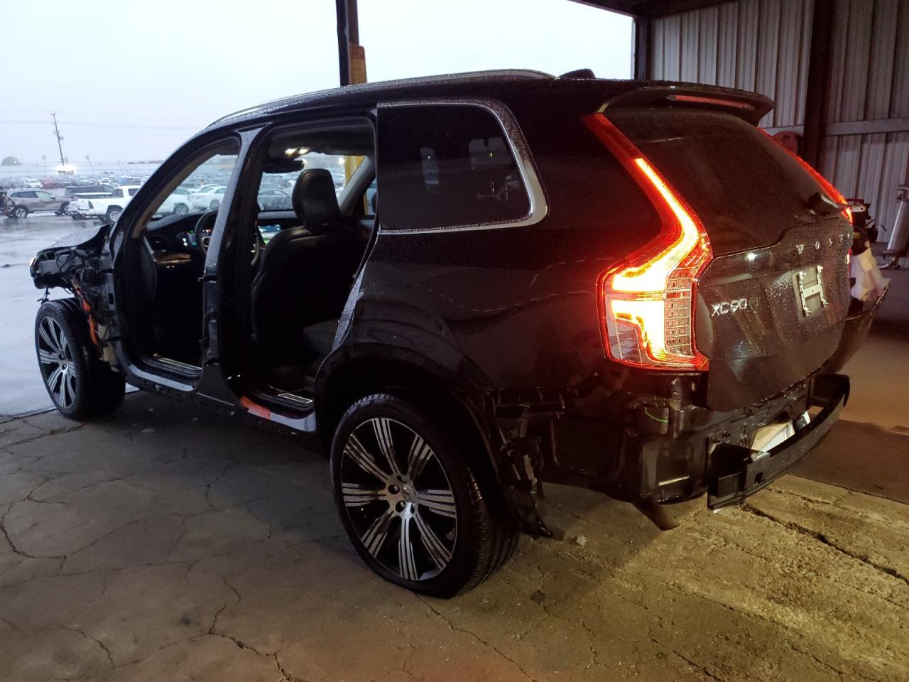 2024 VOLVO XC90