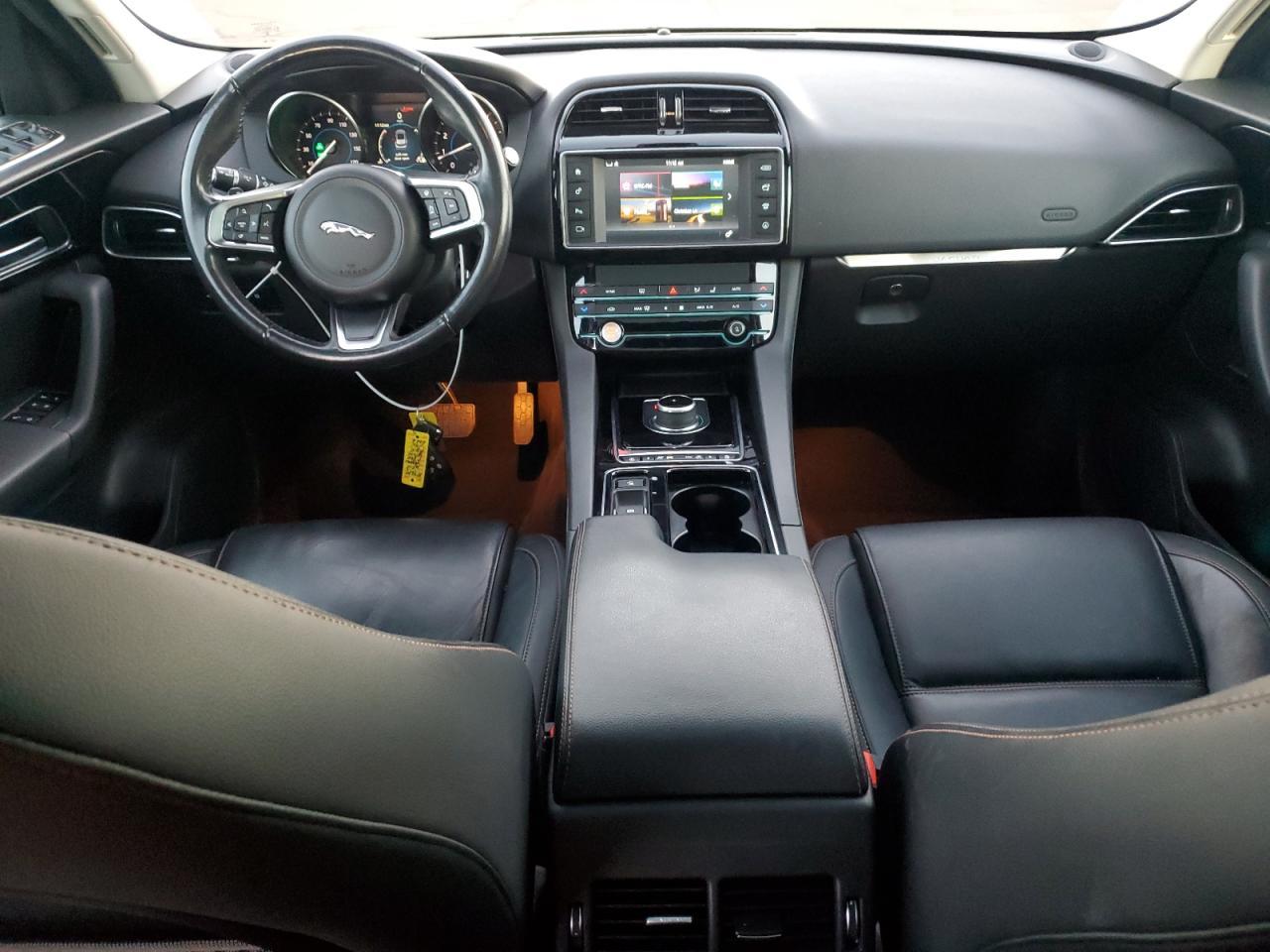 2018 JAGUAR F-Pace