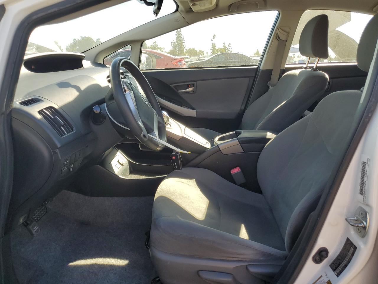 2013 TOYOTA PRIUS