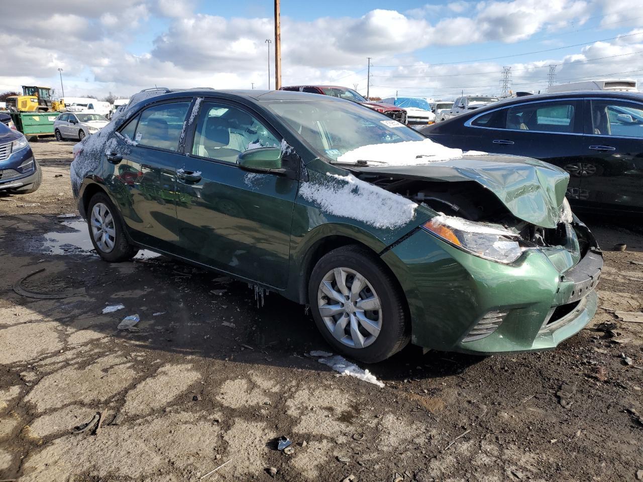 2015 TOYOTA COROLLA