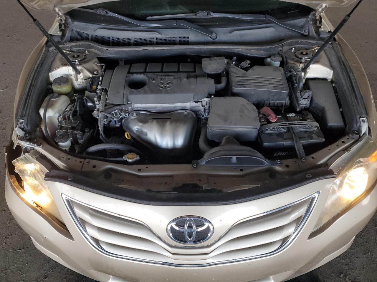 2011 TOYOTA CAMRY
