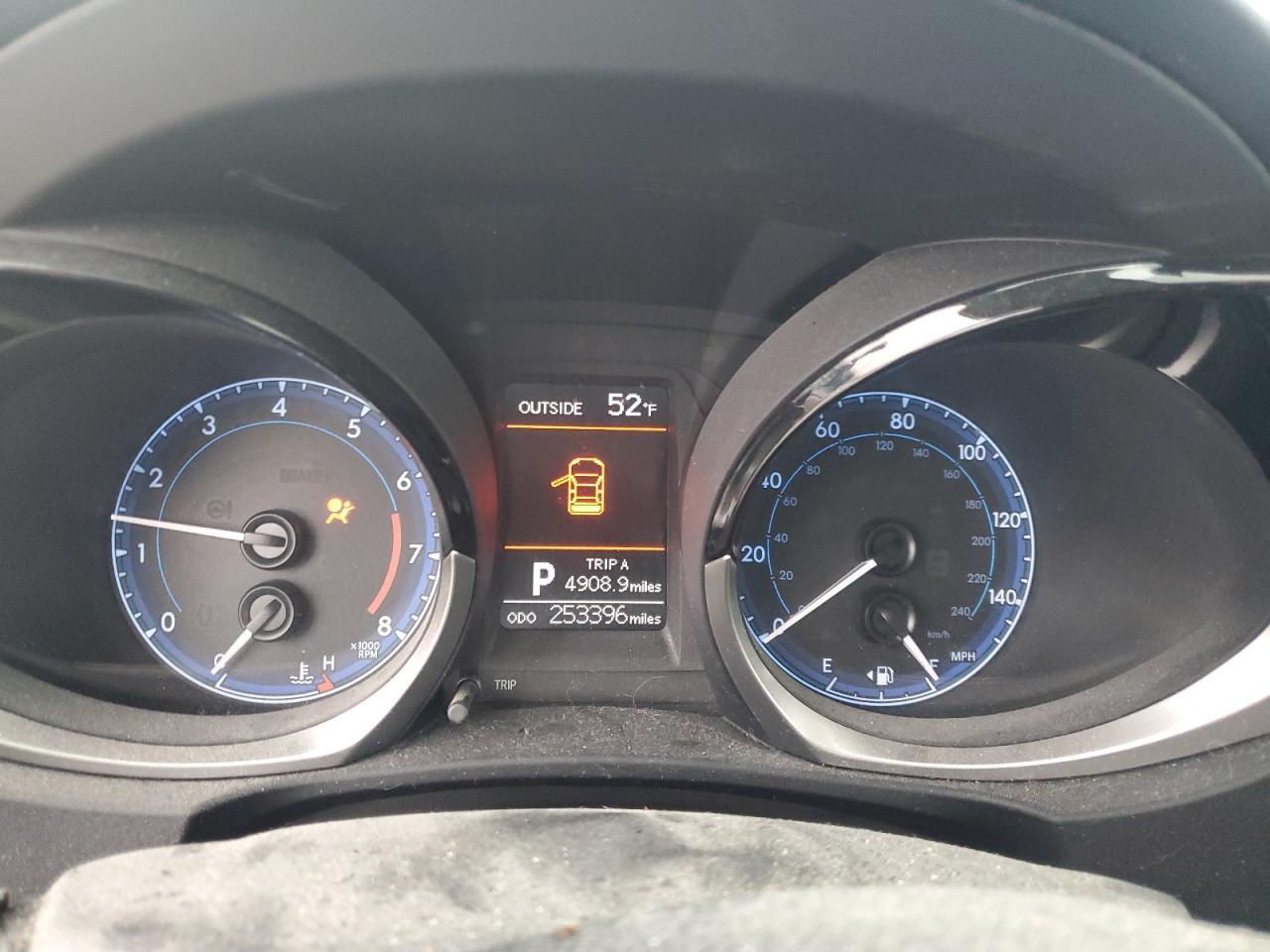 2014 TOYOTA COROLLA