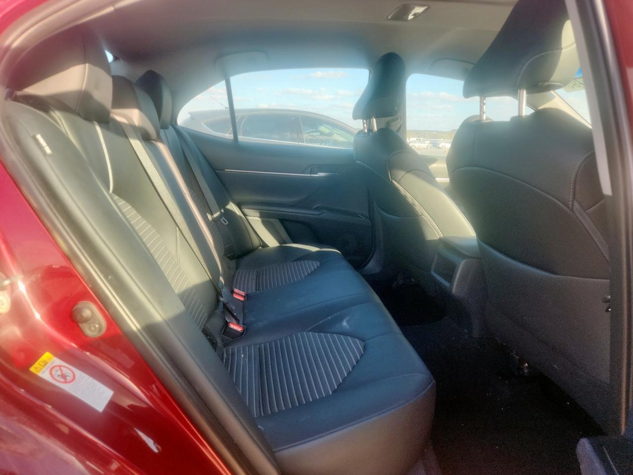 2018 TOYOTA CAMRY